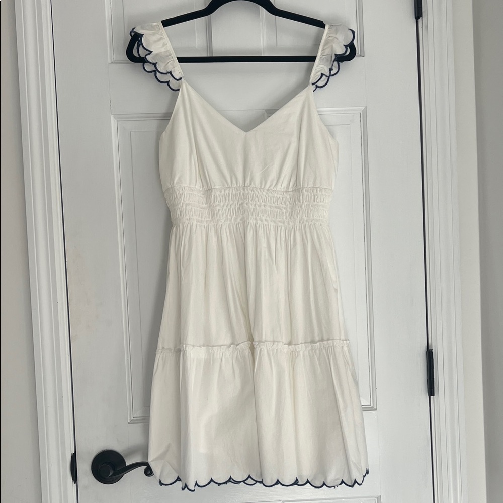 Vineyard Vines white dress